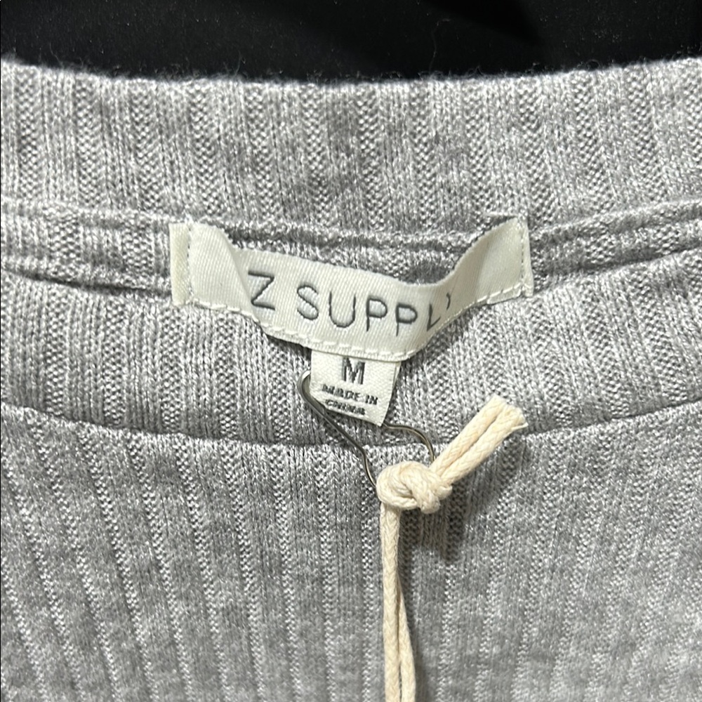 Gray Ribbed Long Sleeve Top - Picture 2 of 6